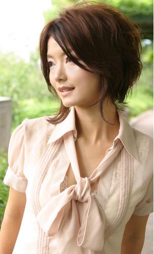 Mid Hairstyles For Women
