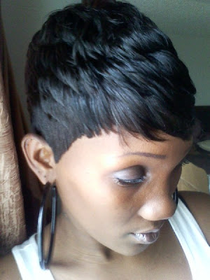 Short Hairstyles For Black Women With Round Faces