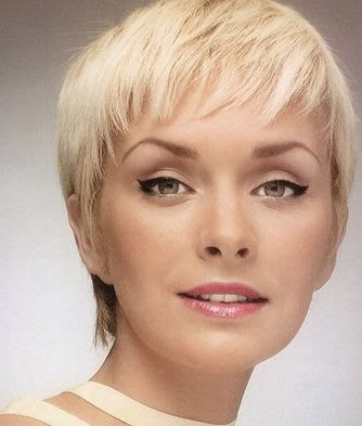 Short Hairstyles For Thinning Hair For Women