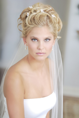 Wedding Hairstyles With Tiara And Veil